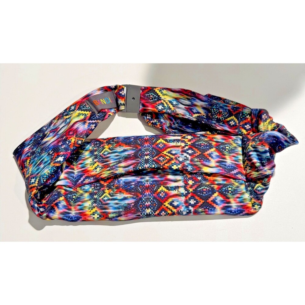 BANDI pocketed running belt featuring a colorful cosmic tribal geometric print